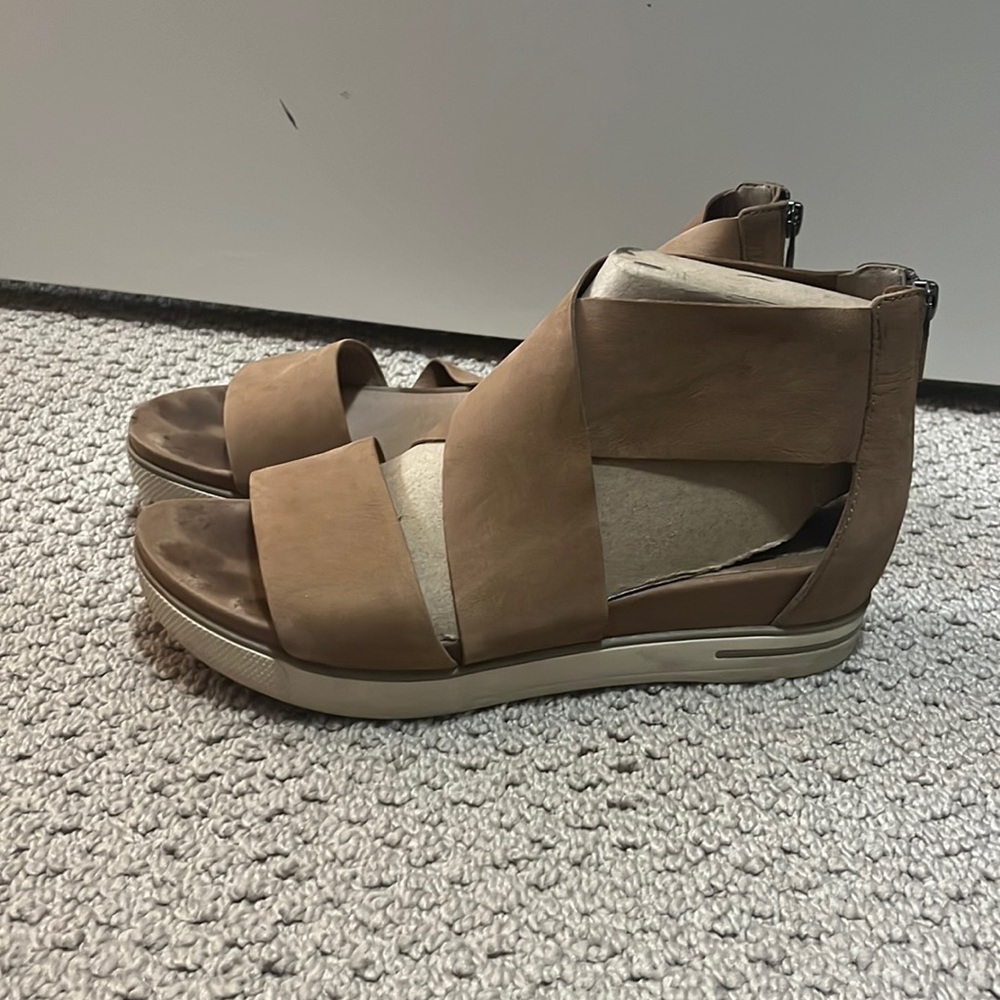 Eileen Fisher sport sandal